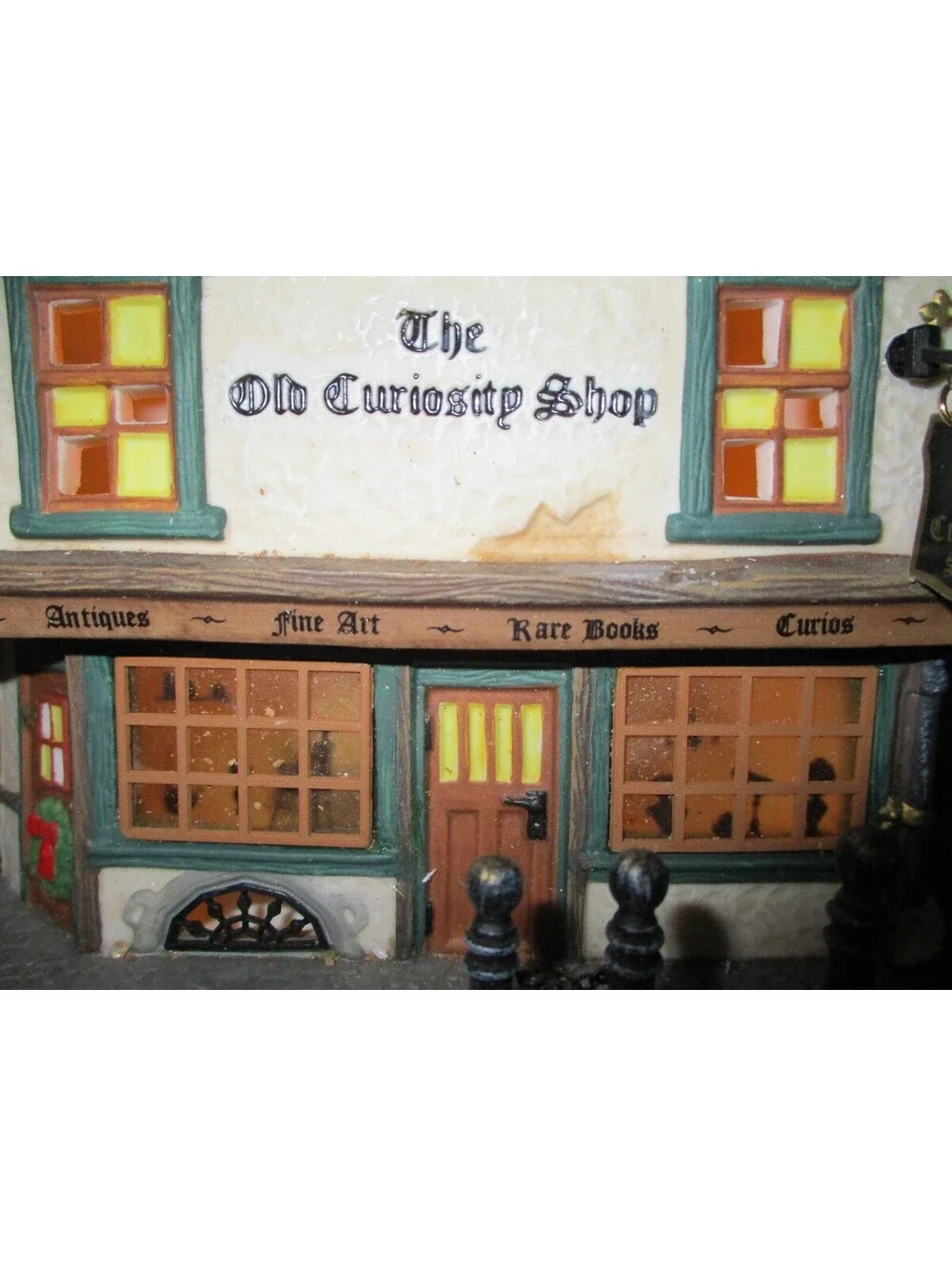 Vintage Dept 56 The Old Curiosity Shop Lighted Dickens Village Christmas House